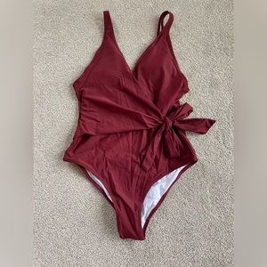 Cupshe Medium Womens Maroon One-Piece Swimsuit